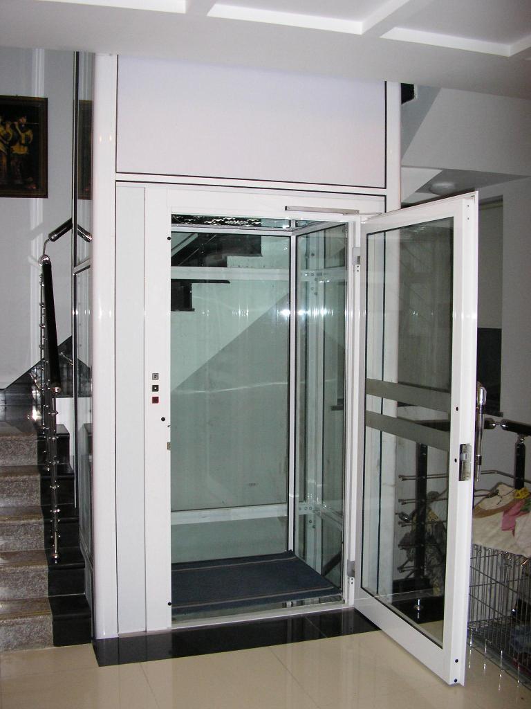 移動(dòng)式升降機(jī)